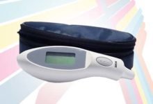 Alat Pengukur Suhu Tubuh melalui Telinga Thermometer Telinga seri ET100b